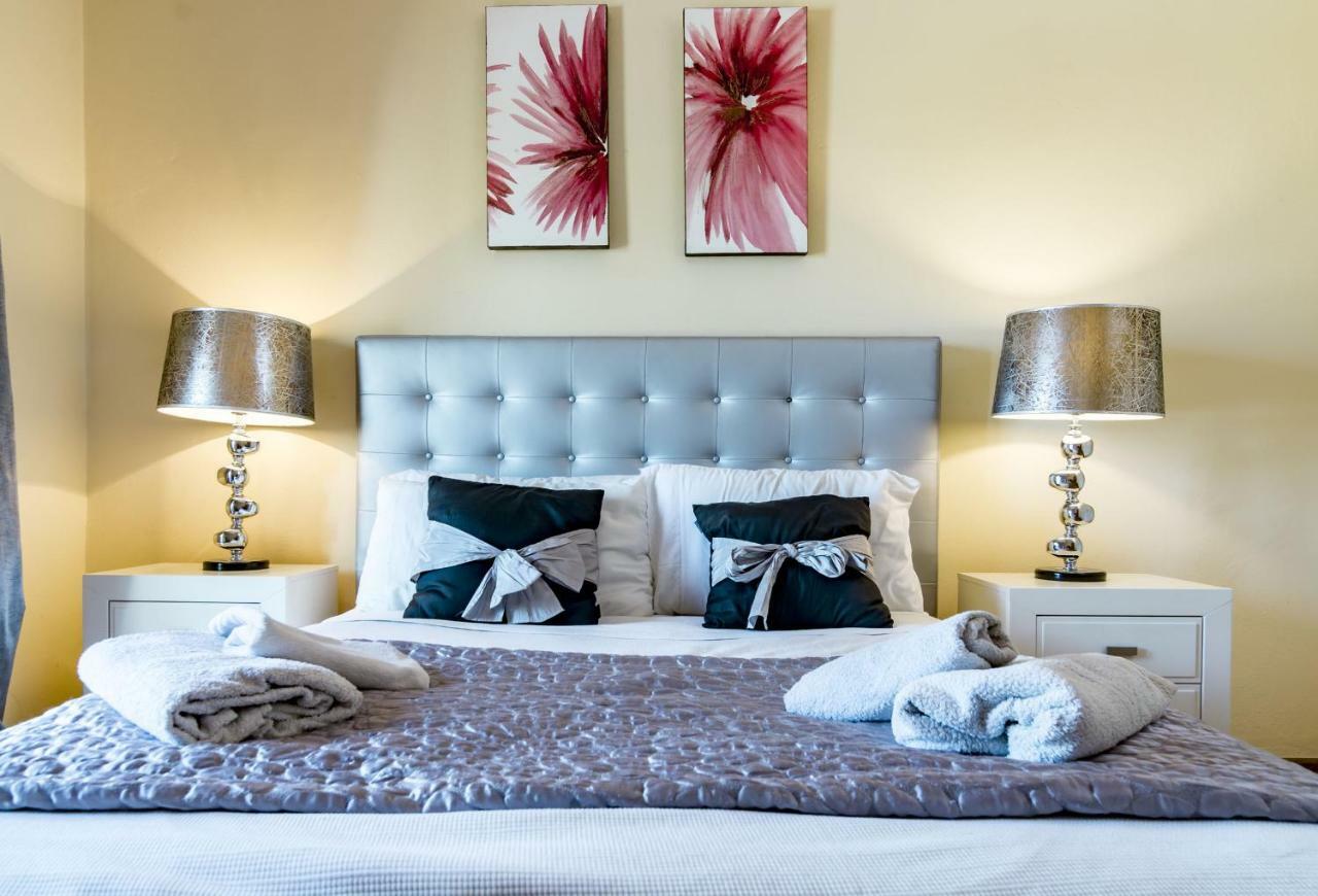 Villa Casakhan, Beautiful Luxury Villa, Marbella Kültér fotó