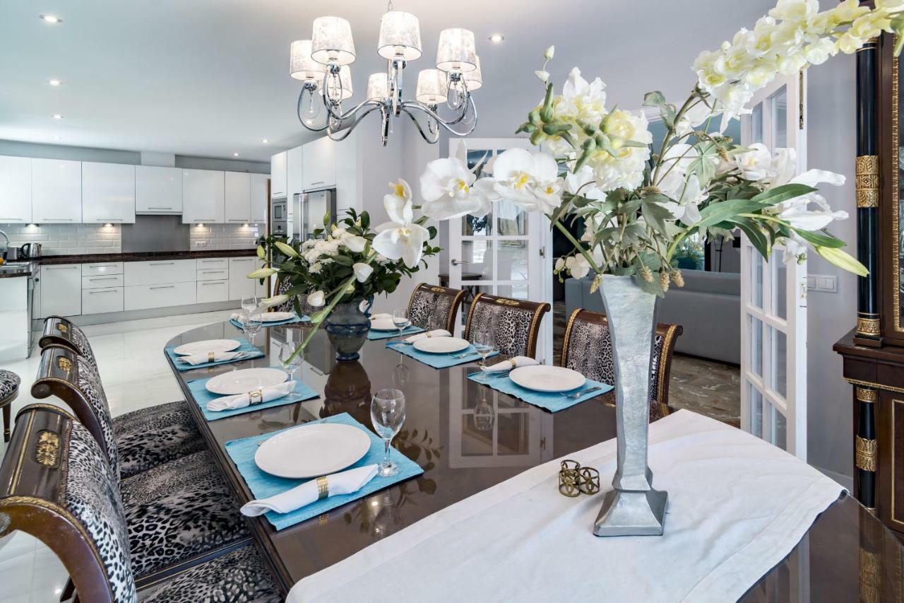 Villa Casakhan, Beautiful Luxury Villa, Marbella Kültér fotó